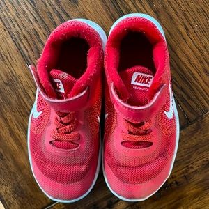 Nike red size 9c boys